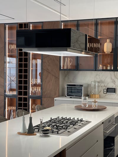 free-photo-of-countertop-with-gas-cooker