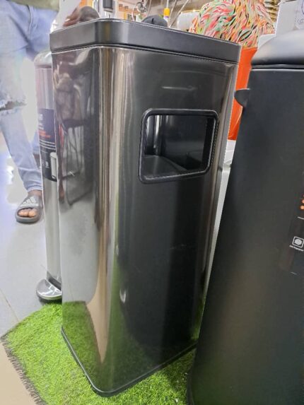 30L Trash Can